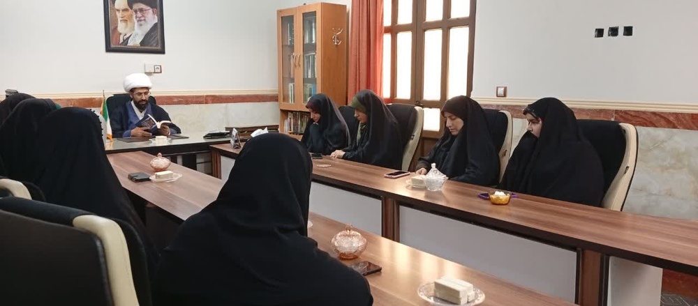 برگزاری نشست علمی پژوهش و اقتدار علمی جهان اسلام در قروه