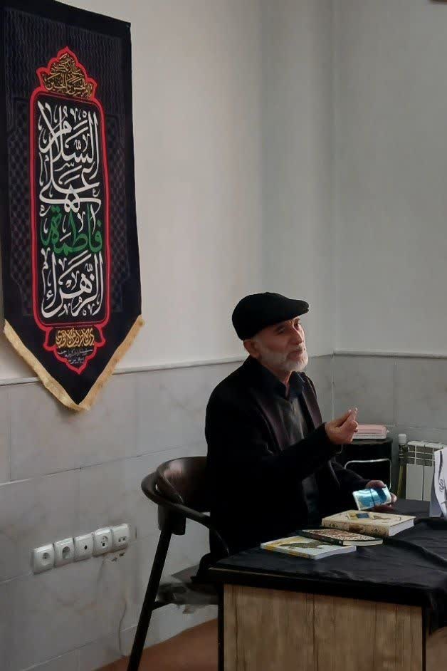 نهج البلاغه آیین‌نامه تدوین شده انقلاب اسلامی است