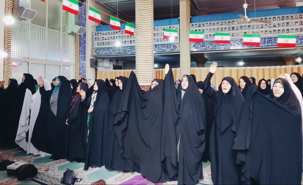 کادر و طلاب حوزه علمیه فاطمیه الیگودرز