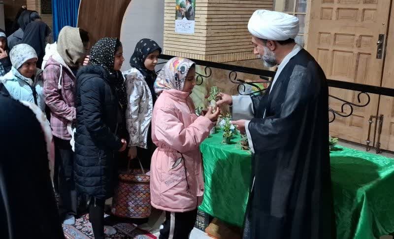 اهدای گلدان