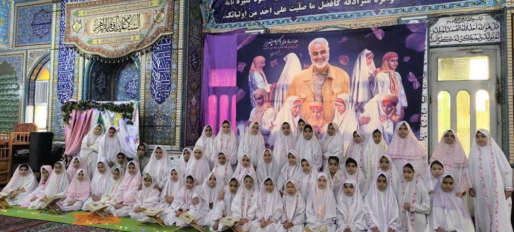 بیش از ۳۰۰ طلبه و مبلغ خواهر در سطح استان سمنان در اعتکاف بانوان حضور داشتند