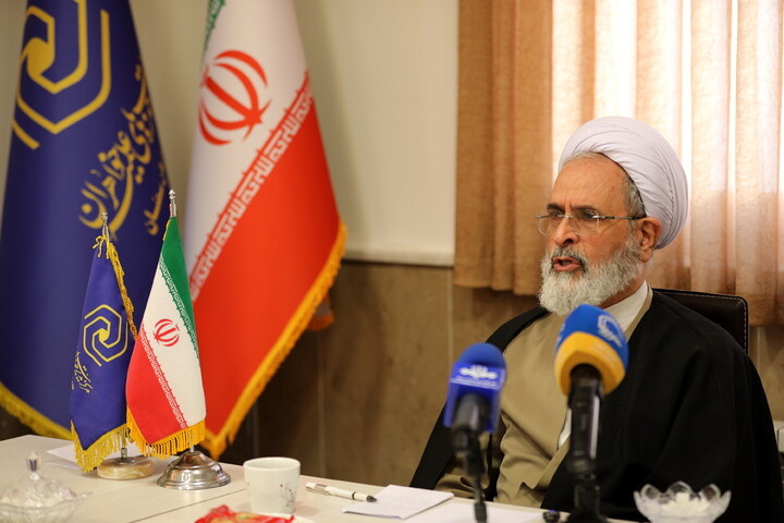 تصاویر/ جلسه کارکنان مدیریت حوزه علمیه خواهران استان سمنان با حضور آیت الله اعرافی