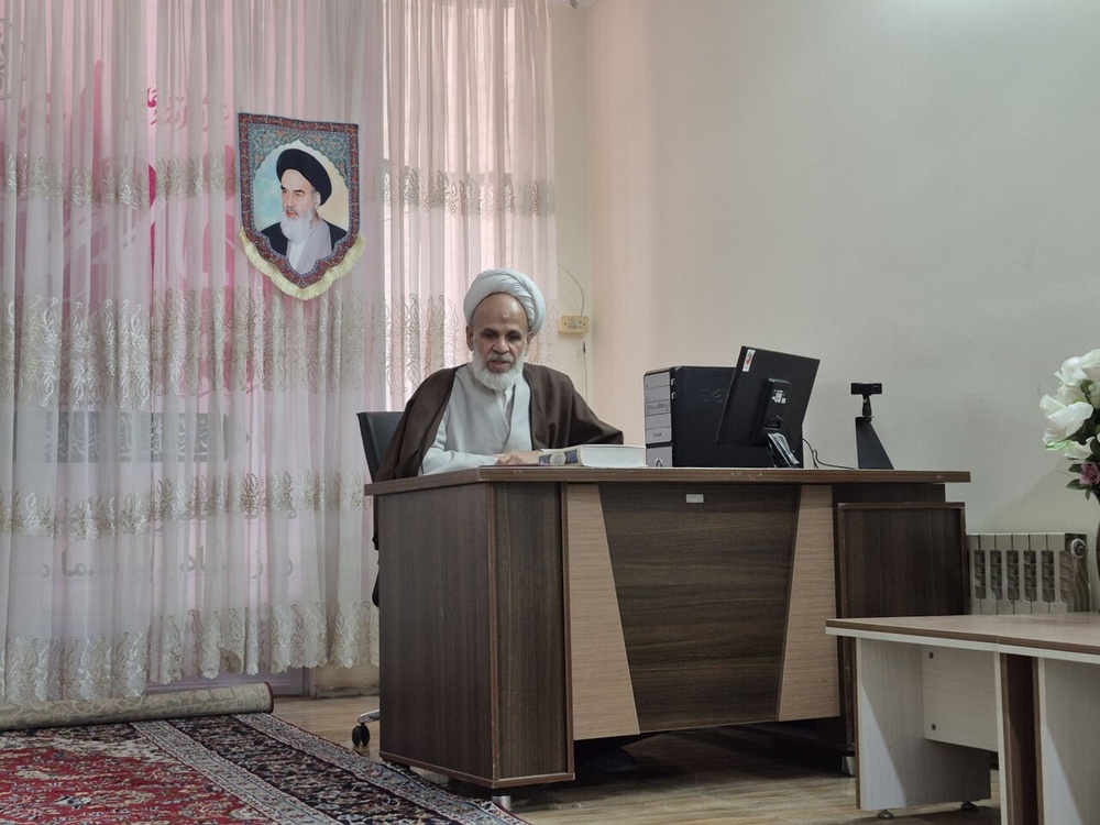 در راه خدا نباید تحت تأثیر ملامت و سرزنش‌ها قرار گرفت