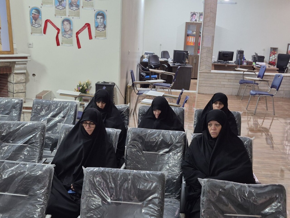 در راه خدا نباید تحت تأثیر ملامت و سرزنش‌ها قرار گرفت