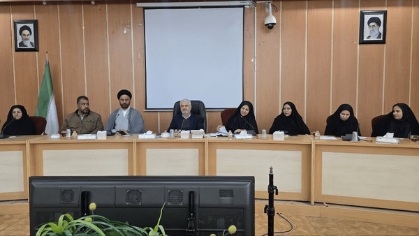 نقش راهبردی بانوان در دهه فجر