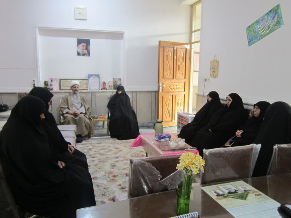 نهج البلاغه نسخه شفا بخش جامعه اسلامی است