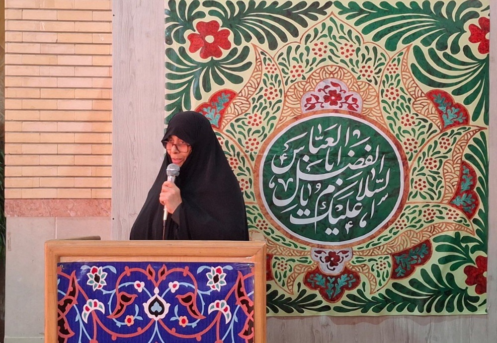 تجلیل از خادمین مدارس علمیه خواهران استان تهران