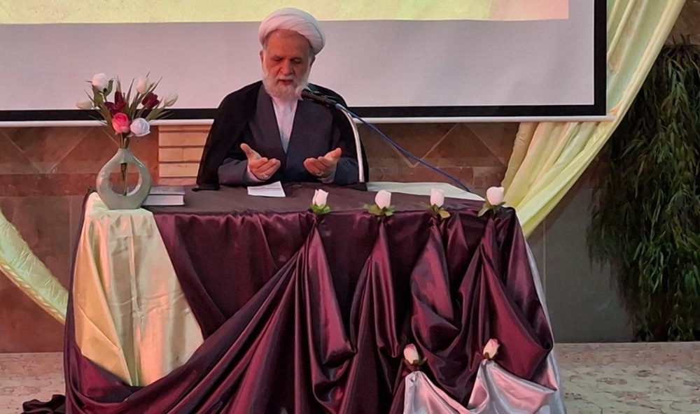 تجلیل از خادمین مدارس علمیه خواهران استان تهران