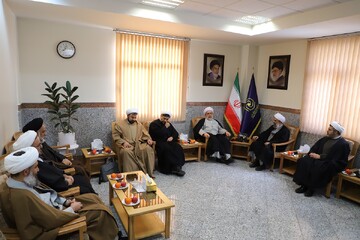 تصاویر/ دیدار رئیس جامعه‌المصطفی العالمیه با مدیر حوزه‌های علمیه خواهران