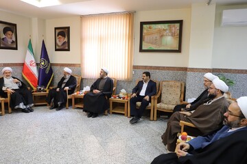 تصاویر/ دیدار رئیس جامعه‌المصطفی العالمیه با مدیر حوزه‌های علمیه خواهران