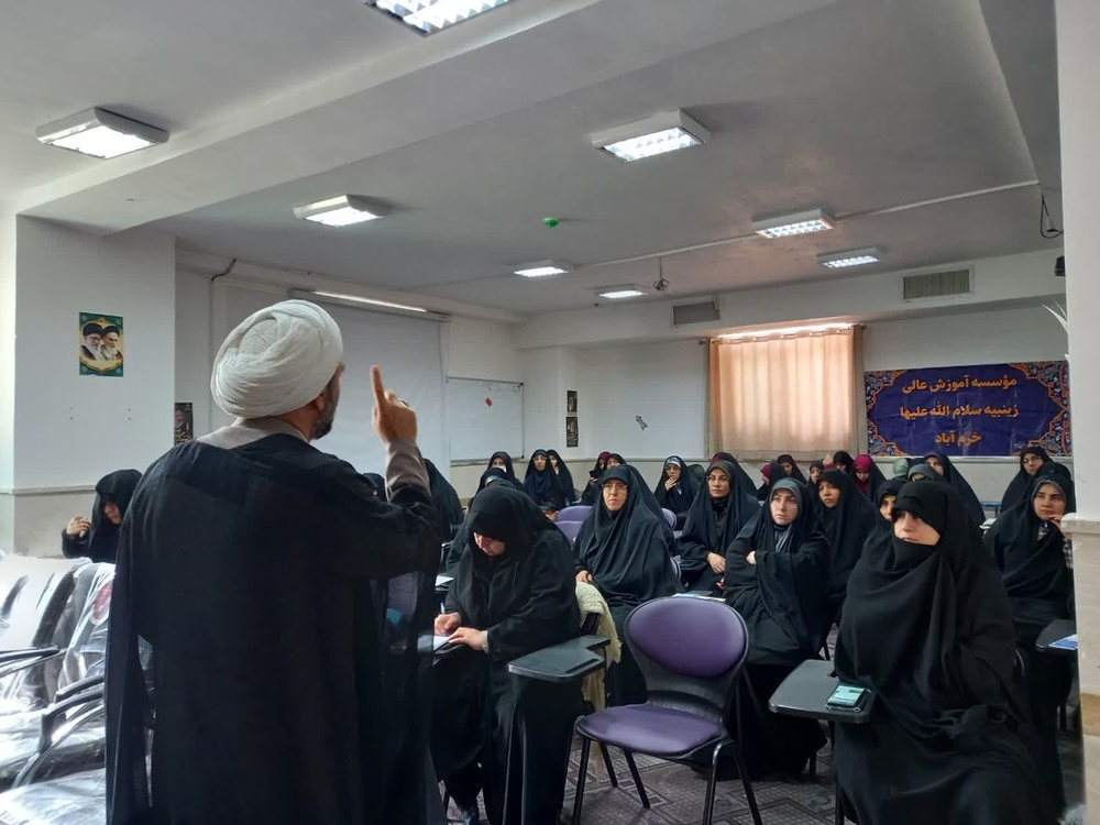 واکاوی علل و عوامل شکل‌گیری فتنه در جمع طلاب حوزه‌های علمیه خواهران خرم‌آباد