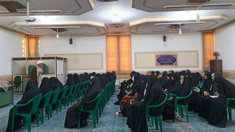 عدالت اجتماعی و حمایت از مستضعفان، گام نخست در منظومه فکری امام خمینی(ره) بود