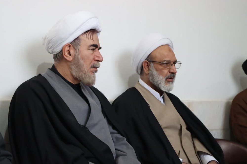 تجلیل امام جمعه اشکذر از مادران طلبه خانواده‌های پرجمعیت