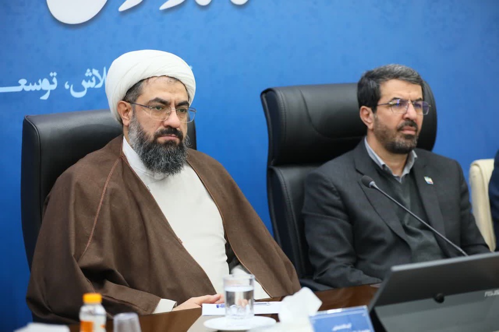 تأکید نماینده ولی‌فقیه در استان همدان بر تقویت فعالیت‌های قرآنی و ایجاد نشاط در مدارس