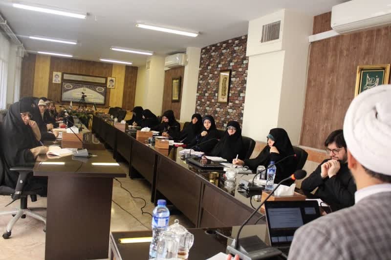 رویکرد نوین در الهیات ادیان؛ الهیات تطبیقی