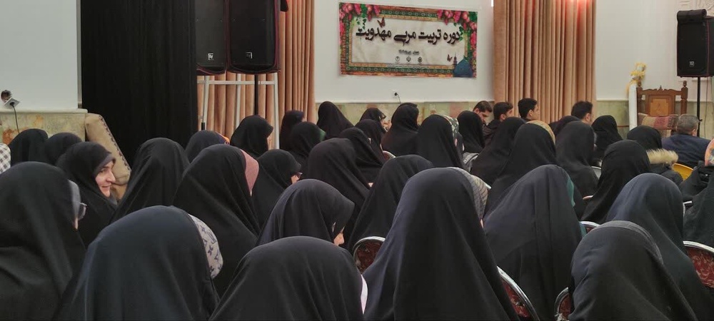 عالمانه و به‌روز بودن تبلیغ در نشر معارف مهدوی اهمیت بسزایی دارد