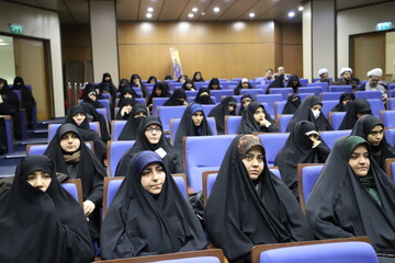 تصاویر/ برگزاری جشن میلاد با سعادت حضرت صاحب الزمان(ع) و گرامی‌داشت ایام الله دهه فجر انقلاب اسلامی در حوزه‌های علمیه خواهران