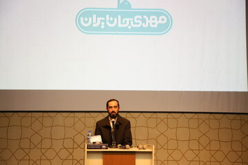 تصاویر/ برگزاری جشن میلاد با سعادت حضرت صاحب الزمان(ع) و گرامی‌داشت ایام الله دهه فجر انقلاب اسلامی در حوزه‌های علمیه خواهران