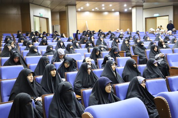 تصاویر/ برگزاری جشن میلاد با سعادت حضرت صاحب الزمان(ع) و گرامی‌داشت ایام الله دهه فجر انقلاب اسلامی در حوزه‌های علمیه خواهران