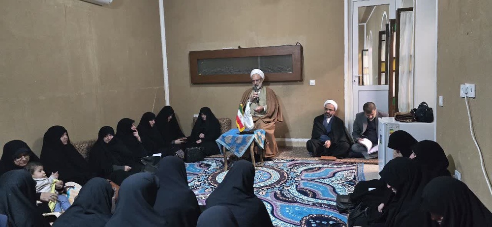 برگزاری اجلاس مدیران حوزه‌های علمیه خواهران یزد در میبد +تصاویر