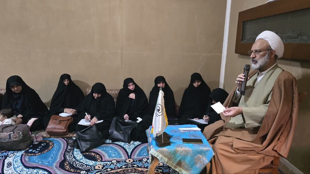 برگزاری اجلاس مدیران حوزه‌های علمیه خواهران یزد در میبد +تصاویر