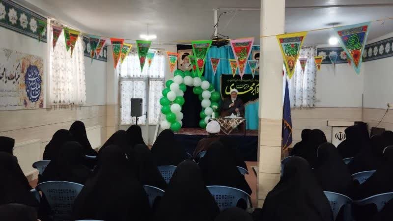 نشست بصیرتی و برگزاری جشن میلاد امام زمان (عج)