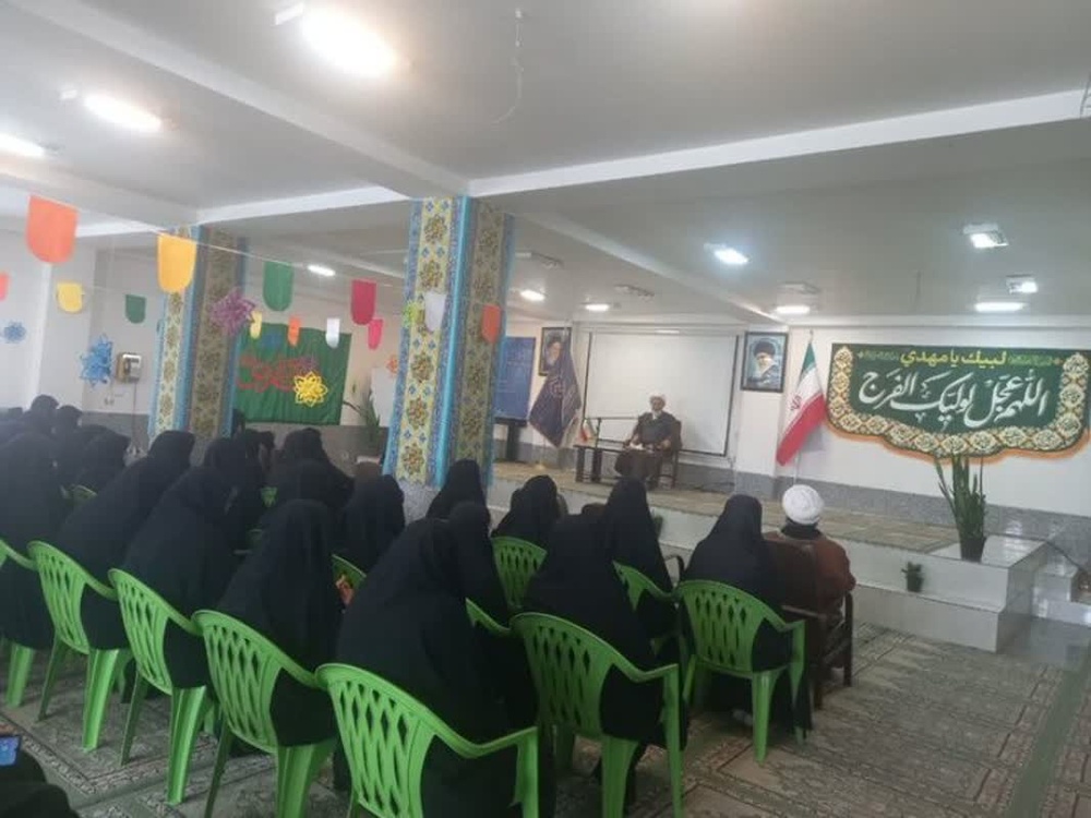 نشست بصیرتی مدرسه علمیه تخصصی حضرت زینب کبری(س) رفسنجان