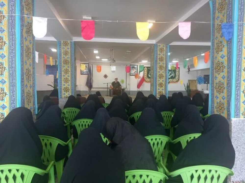 نشست بصیرتی مدرسه علمیه تخصصی حضرت زینب کبری(س) رفسنجان