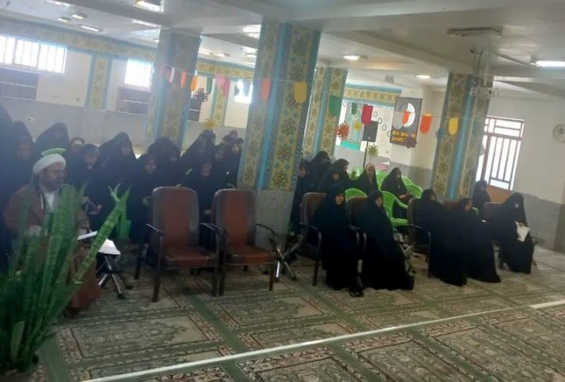 نشست بصیرتی مدرسه علمیه تخصصی حضرت زینب کبری(س) رفسنجان