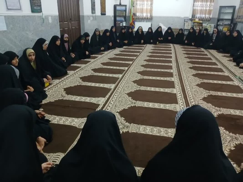 حلقه تبیینی مسائل روز مدرسه علمیه معصومیه فهرج