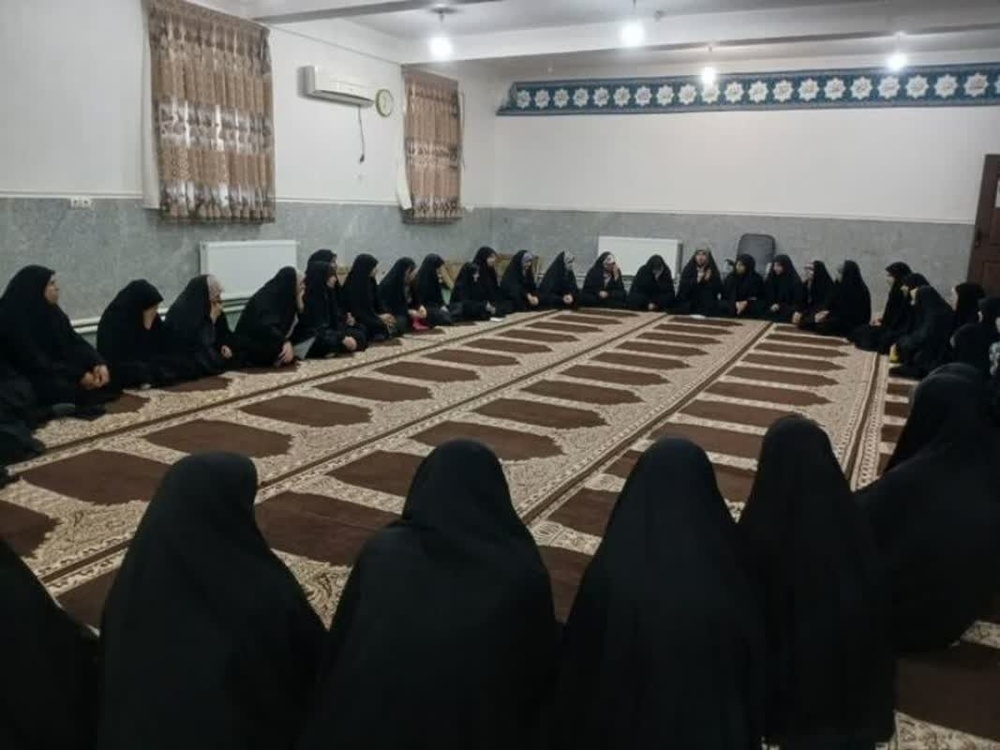 حلقه تبیینی مسائل روز مدرسه علمیه معصومیه فهرج