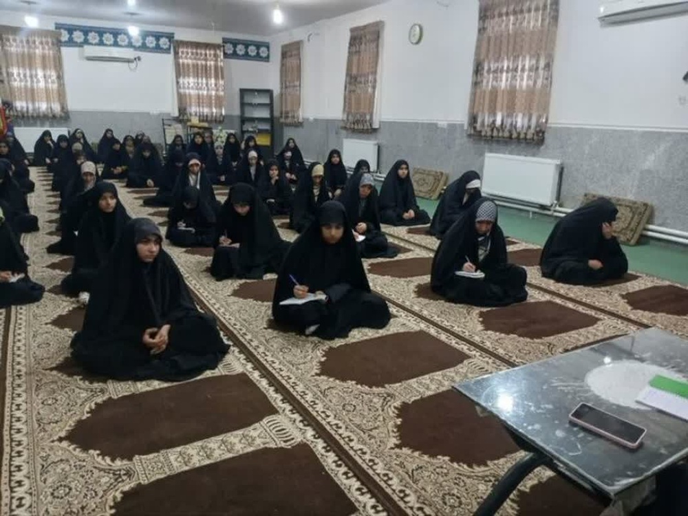 درس اخلاق مدرسه علمیه معصومیه فهرج