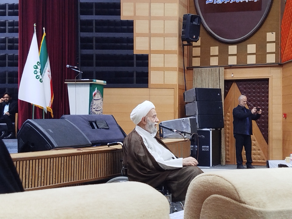 اجلاس مدیران و معاونین پژوهش و کتابداران حوزه علمیه خواهران هرمزگان برگزار شد