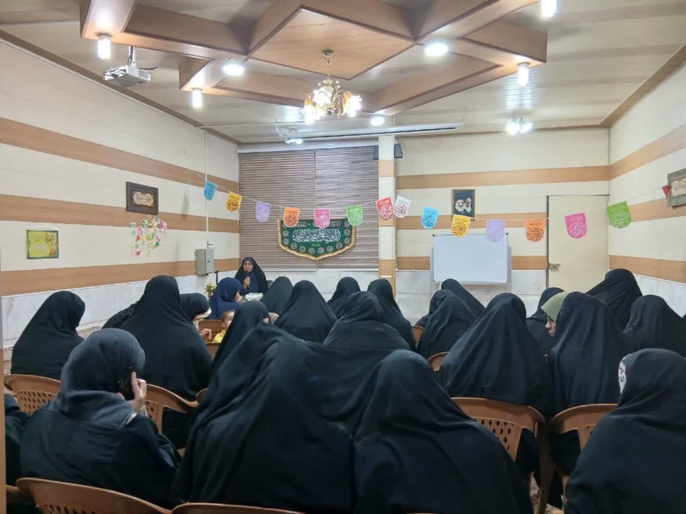 تحلیل وقایع سیاسی–اجتماعی اخیر با محوریت نقش ایران در مسیر ظهور در حوزه علمیه فاطمیه نجف‌آباد