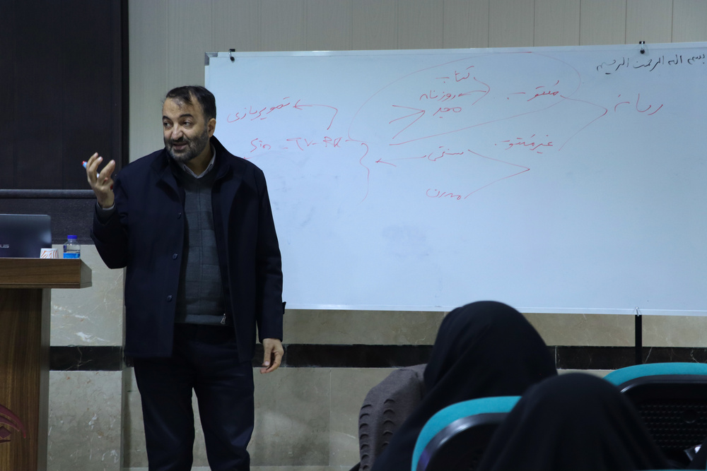 طنین صدای بانوان نخبه در عرصه رسانه