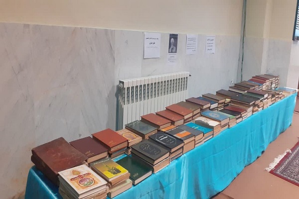 خیر فرهنگی بیش از ۳۵۰ جلد کتاب به مدرسه علمیه خواهران مشگین‌شهر وقف کرد&nbsp;