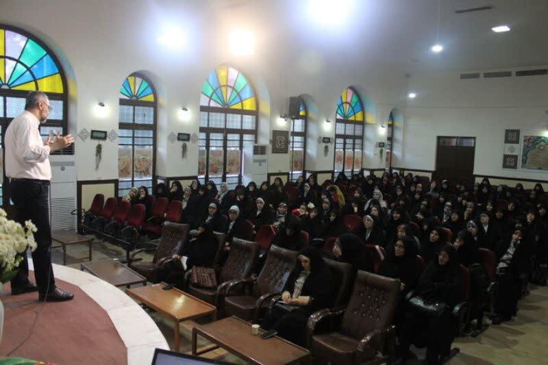 دومین نشست تخصصی بر مدار حقیقت