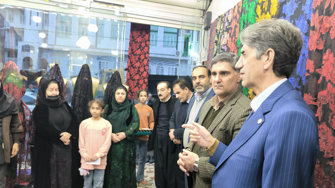 بهزیستی و بنیاد مسکن حامی زنان سرپرست خانوار در پاوه شدند