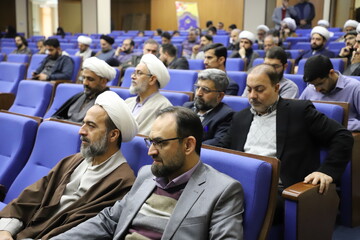 برگزاری مراسم یوم الله ۲۲ بهمن و افتتاح پایگاه بسیج در مرکز مدیریت حوزه‌های علمیه خواهران