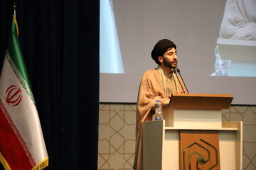 برگزاری مراسم یوم الله ۲۲ بهمن و افتتاح پایگاه بسیج در مرکز مدیریت حوزه‌های علمیه خواهران