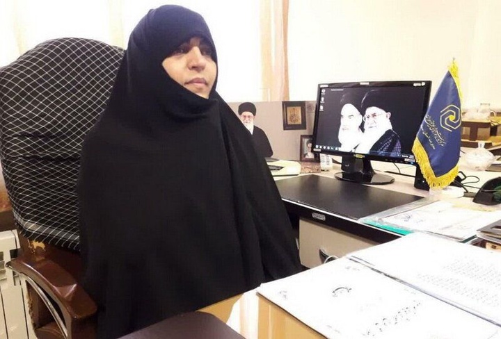 نقش بانوان به عنوان محور اساسی کانون خانواده همواره نقشی تعیین‌کننده است