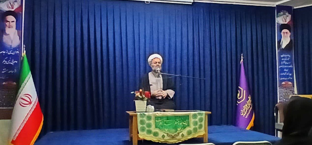 بازدید مدیریت حوزه‌های علمیه خواهران استان کردستان از مدرسه تخصصی قروه