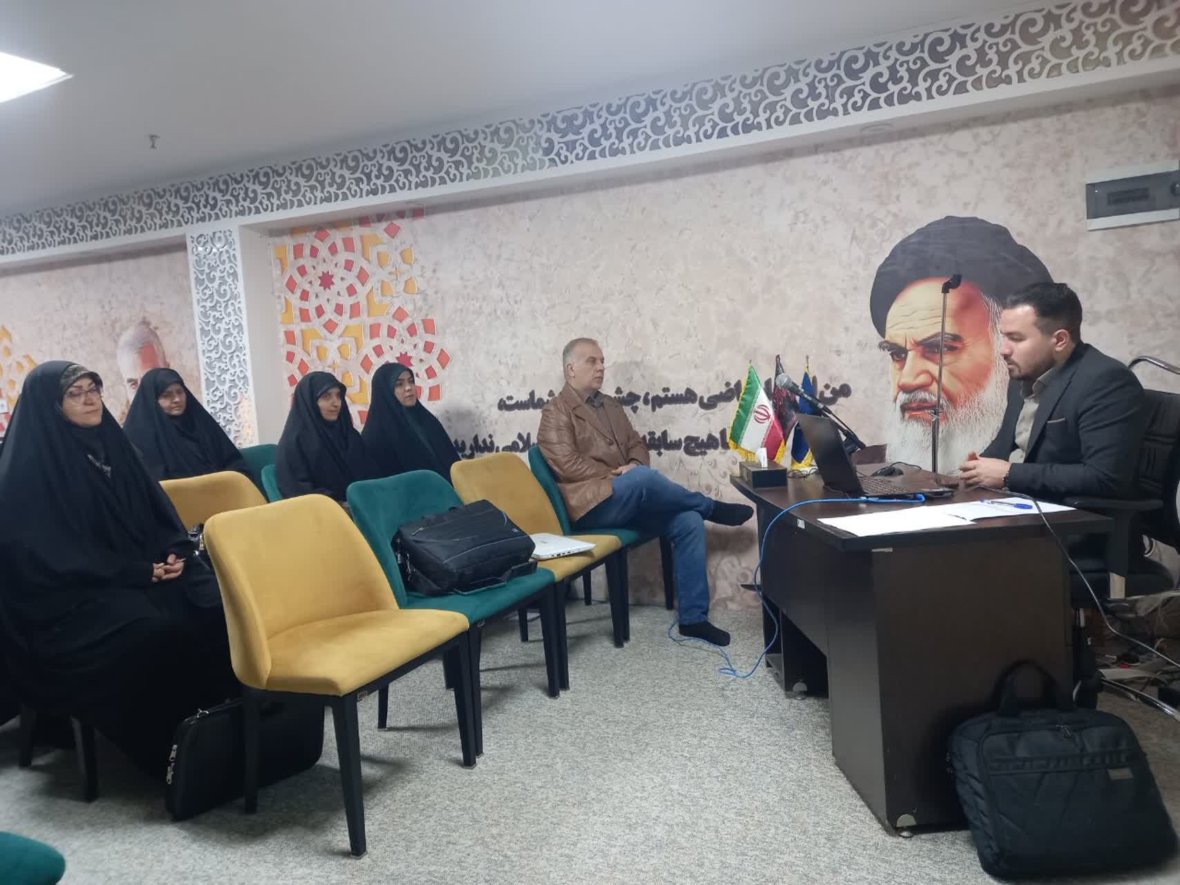 برگزاری دوره ضمن خدمت مدیران و معاونین حوزههای علمیه خواهران لرستان در مشهد مقدس