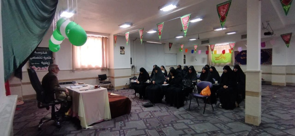 نقش حوزه‌های علمیه در انقلاب و زمینه‌سازی ظهور