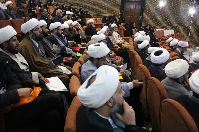 جنگ نظامی تا جنگ گفتمانی؛ ضرورت آرایش جدید فرهنگی/ اسلام ناب؛ پرچم نبرد گفتمانی امروز است