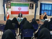 برگزاری کرسی آزاداندیشی در مدرسه علمیه دولت آباد با محوریت پاسخ به شبهات تحولات اخیر کشور