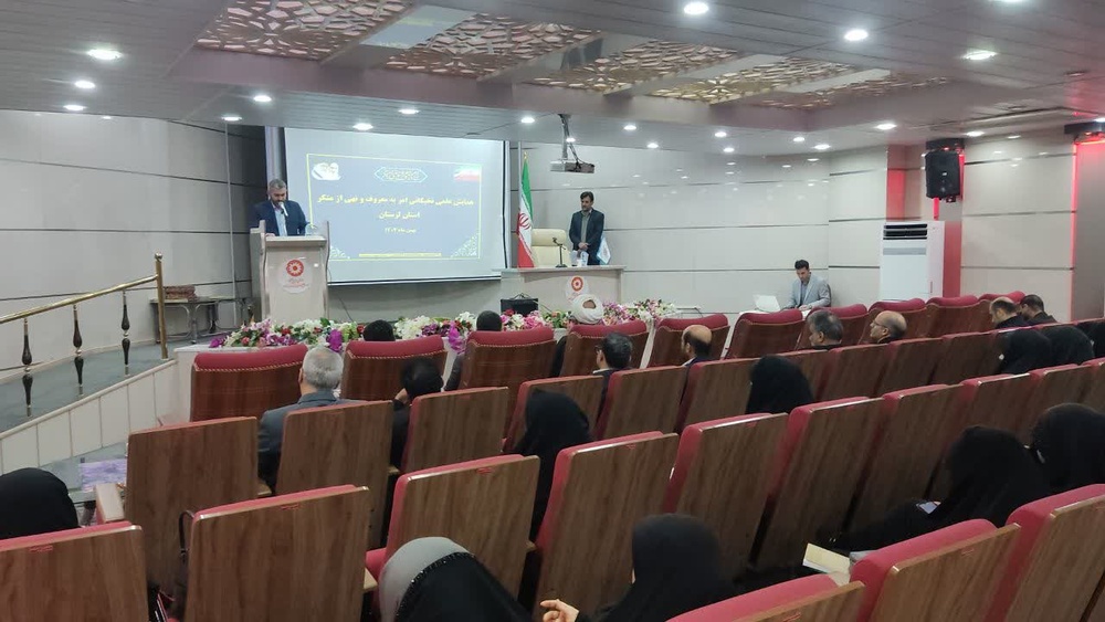 درخشش طلاب خواهر لرستان در همایش علمی امر به معروف و نهی از منکر