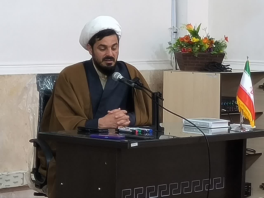 برگزاری کارگاه رسالهنویسی در مدرسه علمیه تخصصی بندرعباس