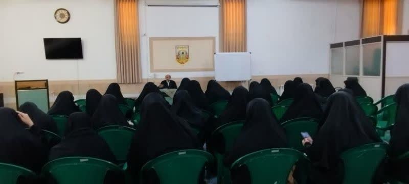 استغفار طهارت روح برای ورود به ماه رمضان است/ تمسک به ظاهر قرآن در ماه نزول