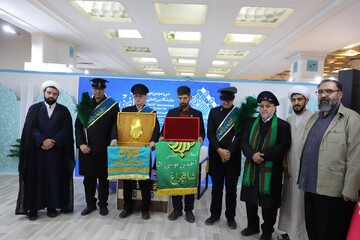 تصاویر/ دومین شب فعالیت غرفه حوزه‌های علمیه خواهران در نمایشگاه بین‌المللی قرآن کریم